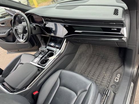Used 2019 Audi Q8 Prestige AWD/4WD image 33
