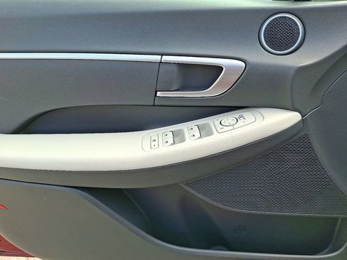Certified 2023 Hyundai Sonata SE FWD image 12