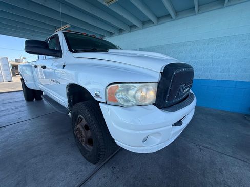 Used 2005 Dodge Ram 3500 Truck SLT AWD/4WD image 1