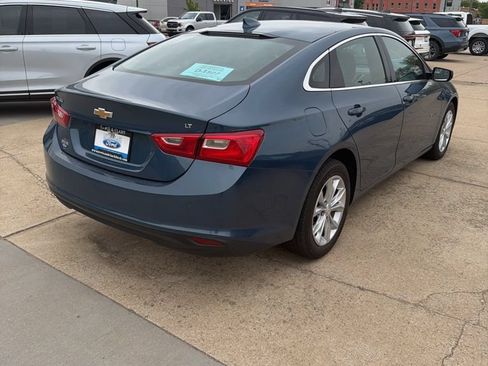 Used 2025 Chevrolet Malibu LT FWD image 7