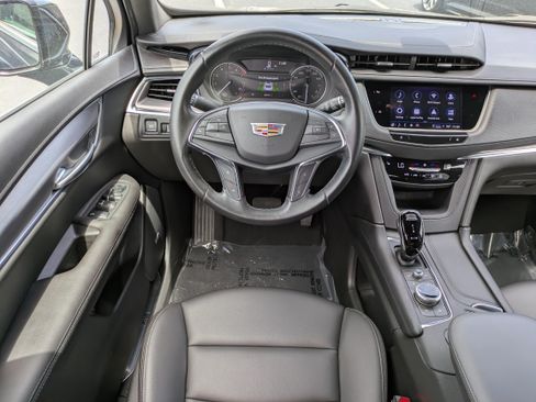 Certified 2023 Cadillac XT5 Luxury FWD image 14