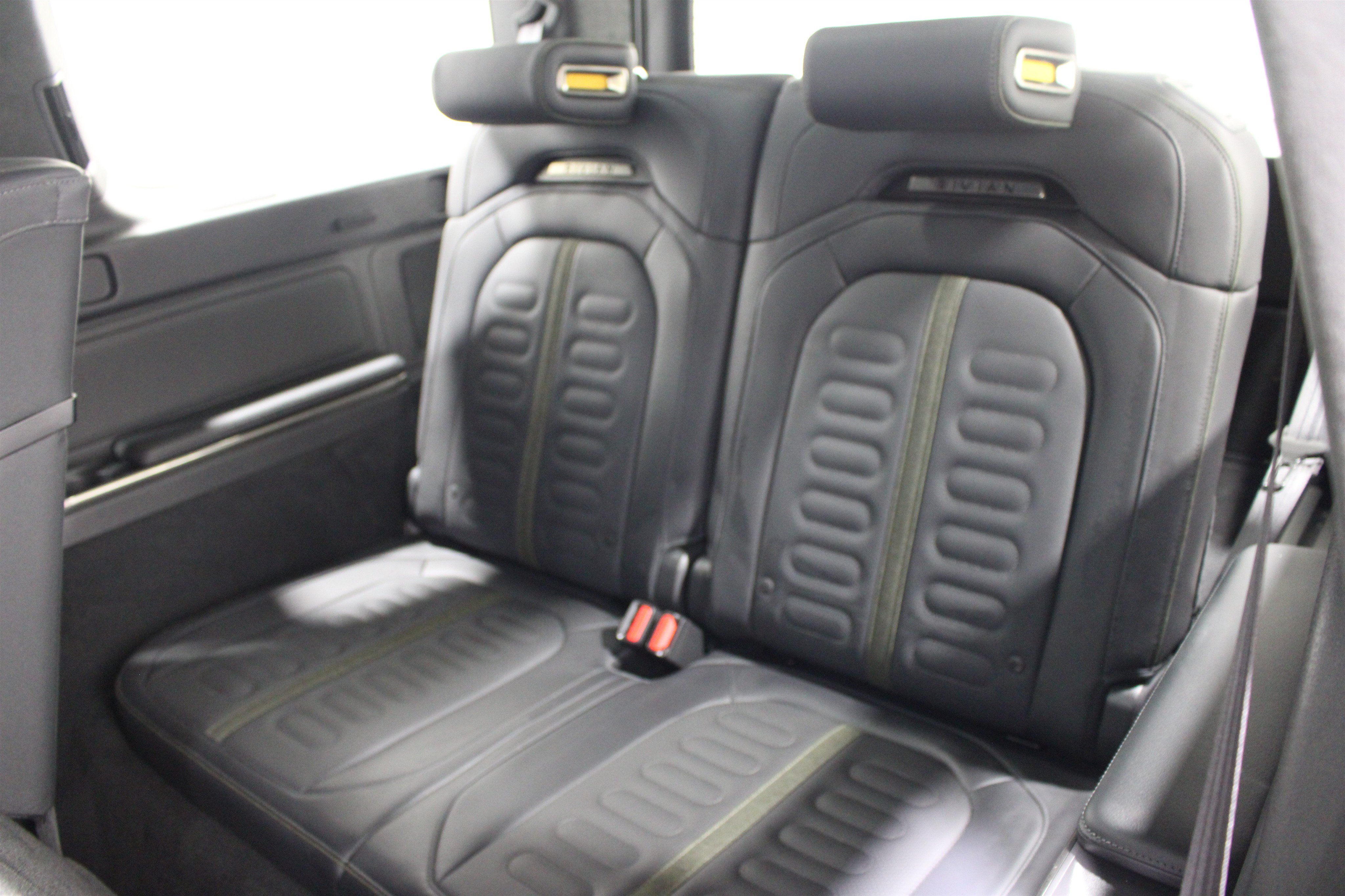 Used 2024 Rivian R1S Adventure Quad AWD/4WD image 19