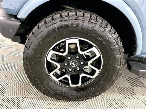 Used 2022 Ford Bronco Outer Banks AWD/4WD image 7
