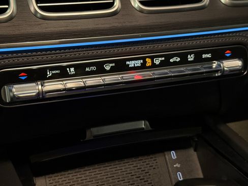 New 2026 Mercedes-Benz GLS 63 AMG 4MATIC image 21