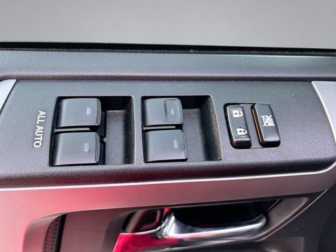 Used 2023 Toyota 4Runner SR5 Premium w/ Moonroof Package RWD image 13