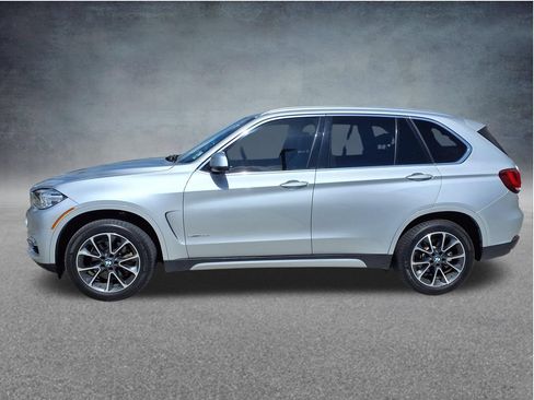 Used 2018 BMW X5 sDrive35i RWD image 2