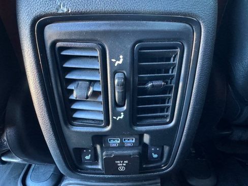 Used 2020 Jeep Grand Cherokee Trackhawk AWD/4WD image 18