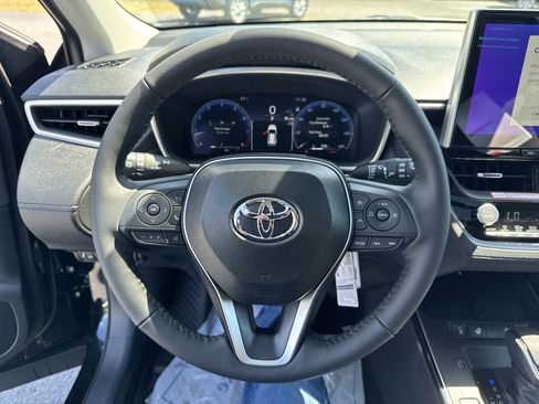 New 2026 Toyota Corolla Cross XLE AWD/4WD image 17