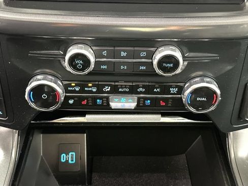 Used 2024 Ford F150 Lariat AWD/4WD image 15