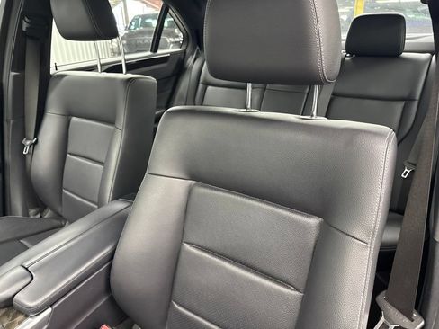 Used 2015 Mercedes-Benz E 350 Sedan image 17
