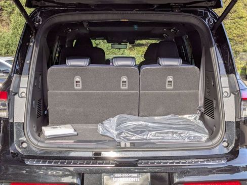 New 2026 INFINITI QX80 SPORT w/ Sport Exterior Package image 29