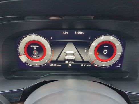 Used 2022 Nissan Pathfinder Platinum w/ Cargo Package image 17