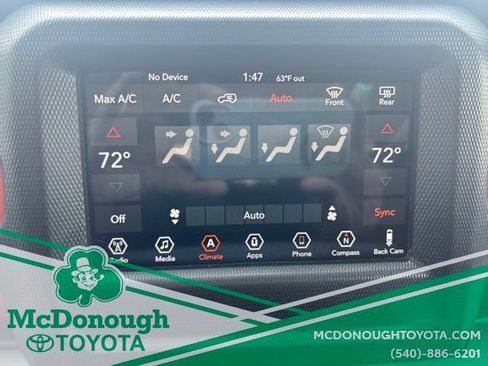 Used 2018 Jeep Wrangler Unlimited Rubicon w/ LED Lighting Group AWD/4WD image 13