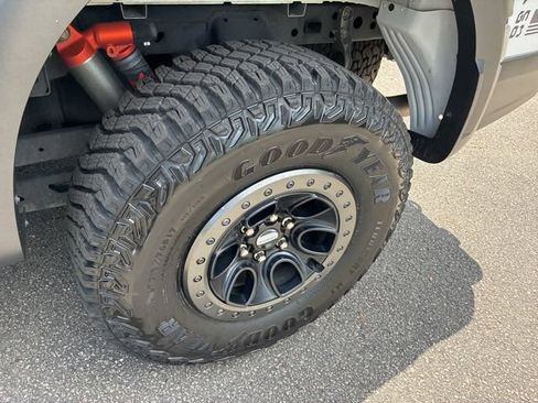 Used 2022 Ford F150 Raptor w/ Equipment Group 801A High AWD/4WD image 12