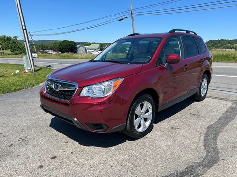 Used 2014 Subaru Forester 2.5i Premium w/ Popular Package #2 AWD/4WD image 5