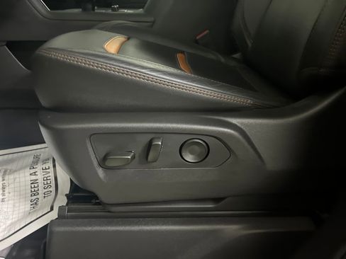 Used 2025 GMC Sierra 1500 AT4 w/ AT4 Premium Package image 71