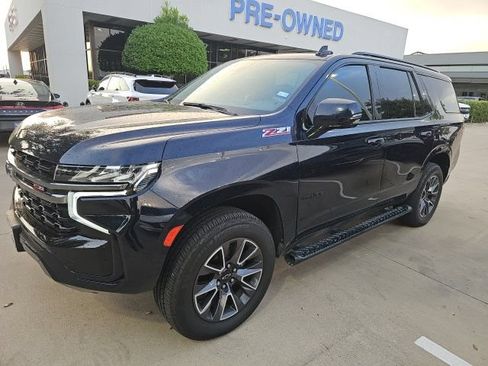 Used 2021 Chevrolet Tahoe Z71 w/ Luxury Package AWD/4WD image 1