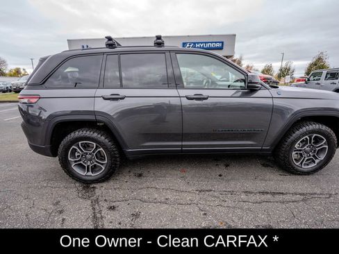 Used 2022 Jeep Grand Cherokee Trailhawk image 8