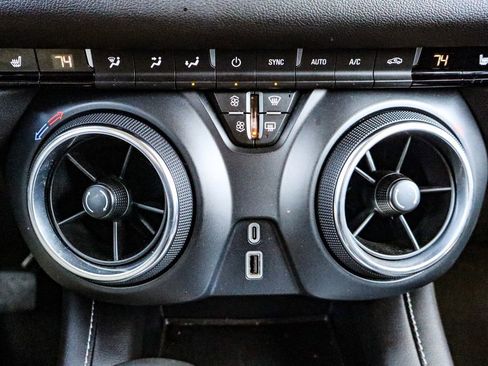 Used 2024 Chevrolet Blazer LT image 31