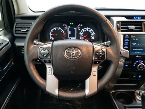 Used 2022 Toyota 4Runner SR5 Premium w/ Moonroof Package AWD/4WD image 14