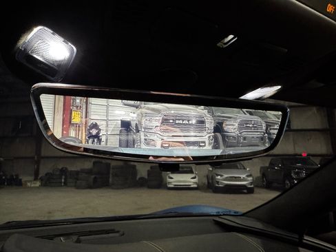 Used 2021 Chevrolet Corvette Stingray Premium Cpe w/ Z51 Performance Package image 30