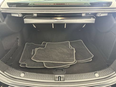 Used 2018 Mercedes-Benz E 300 image 25