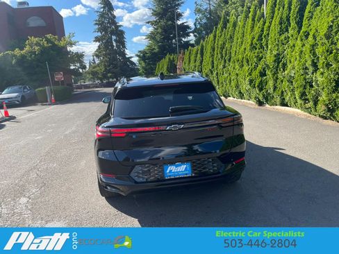 Used 2024 Chevrolet Equinox EV RS FWD image 10