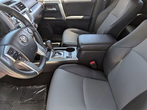 Used 2017 Toyota 4Runner SR5 Premium image 20