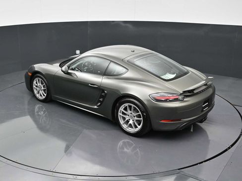 Certified 2022 Porsche 718 Cayman RWD image 26