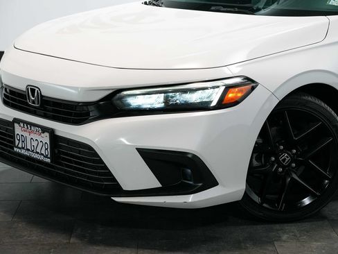 Used 2022 Honda Civic Sport image 10