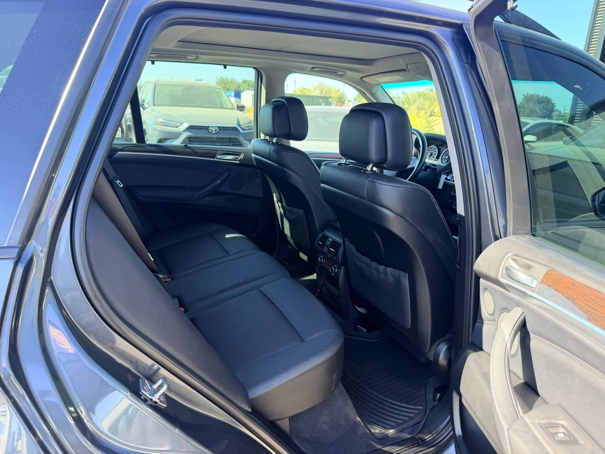 Used 2011 BMW X5 xDrive35d AWD/4WD image 17