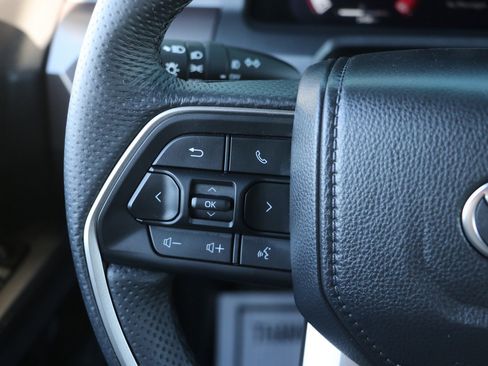 Used 2025 Toyota Tacoma PreRunner w/ TRD Prerunner Upgrade Package image 17