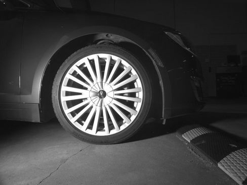 Used 2017 Lincoln MKZ Reserve FWD image 5