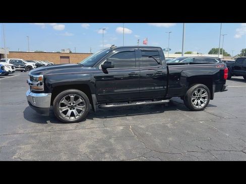 Certified 2018 Chevrolet Silverado 1500 LT AWD/4WD image 5