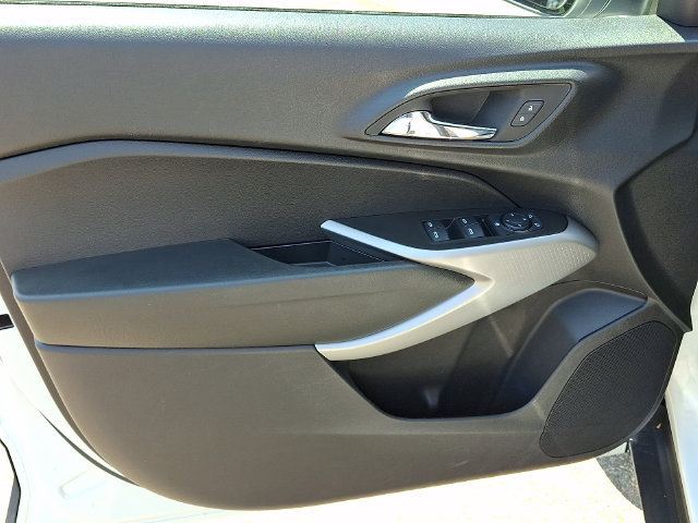 Used 2024 Chevrolet Trax LS FWD image 9