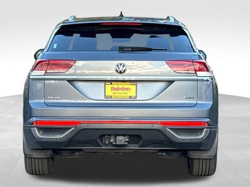Used 2023 Volkswagen Atlas Cross Sport SE w/ Panoramic Sunroof Package image 8