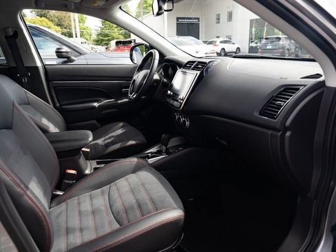 Used 2026 Mitsubishi Outlander Sport SE AWD/4WD image 25