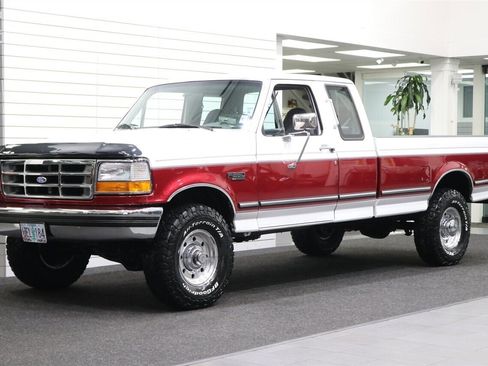 Used 1995 Ford F250 XLT image 3
