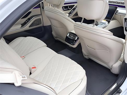 New 2025 Mercedes-Benz S 580 4MATIC Sedan image 22