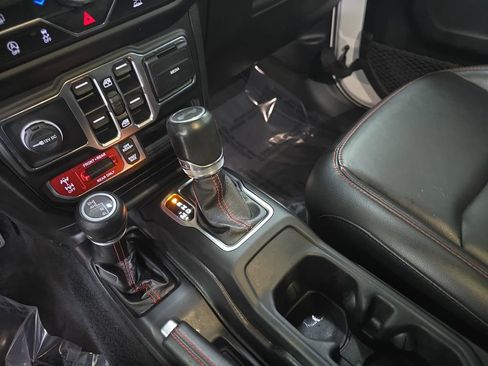 Used 2021 Jeep Wrangler Unlimited Rubicon image 26