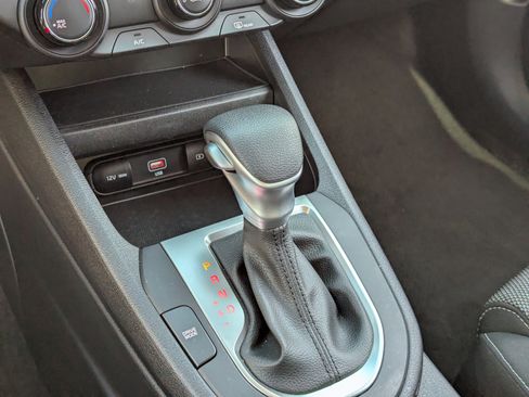 Certified 2024 Kia Forte LXS w/ LXS Technology Package image 27