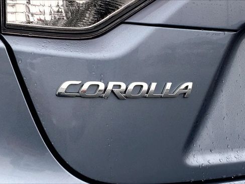 Used 2024 Toyota Corolla LE image 31