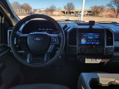 Used 2020 Ford F250 XLT image 6