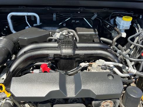 Used 2018 Subaru Outback 2.5i Premium AWD/4WD image 20