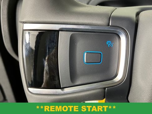 New 2026 Ford Expedition Active image 18