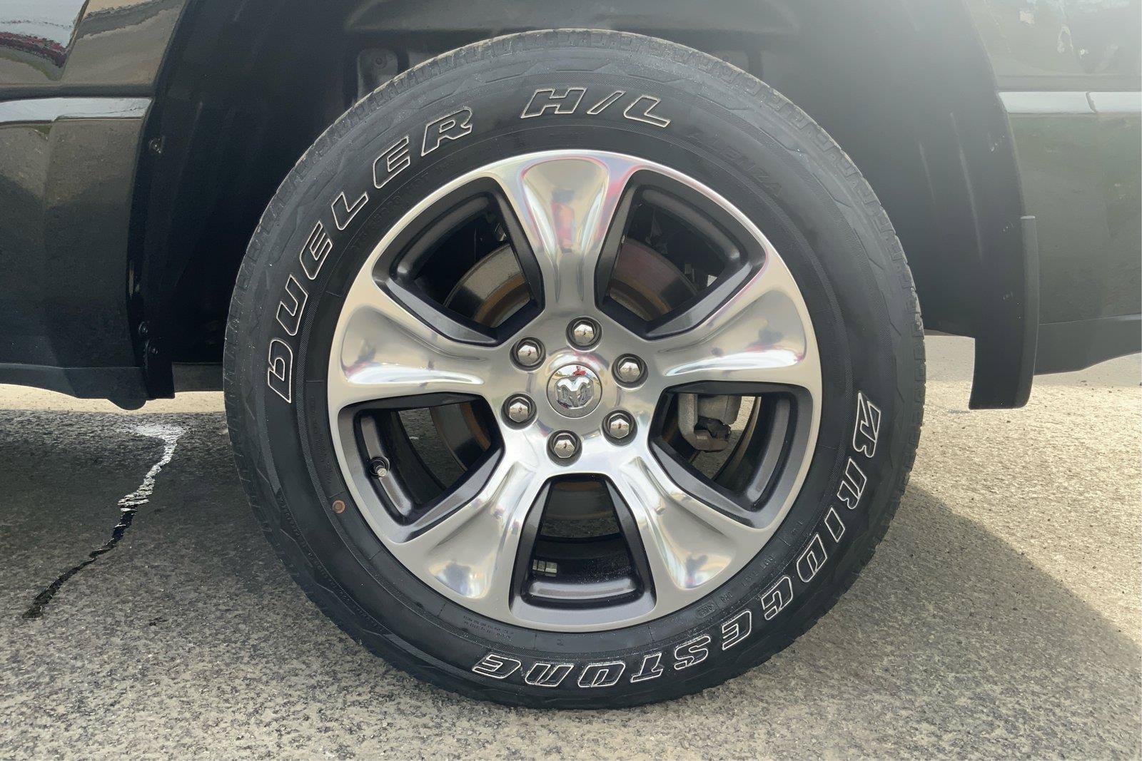 Used 2023 RAM 1500 Laramie AWD/4WD image 29