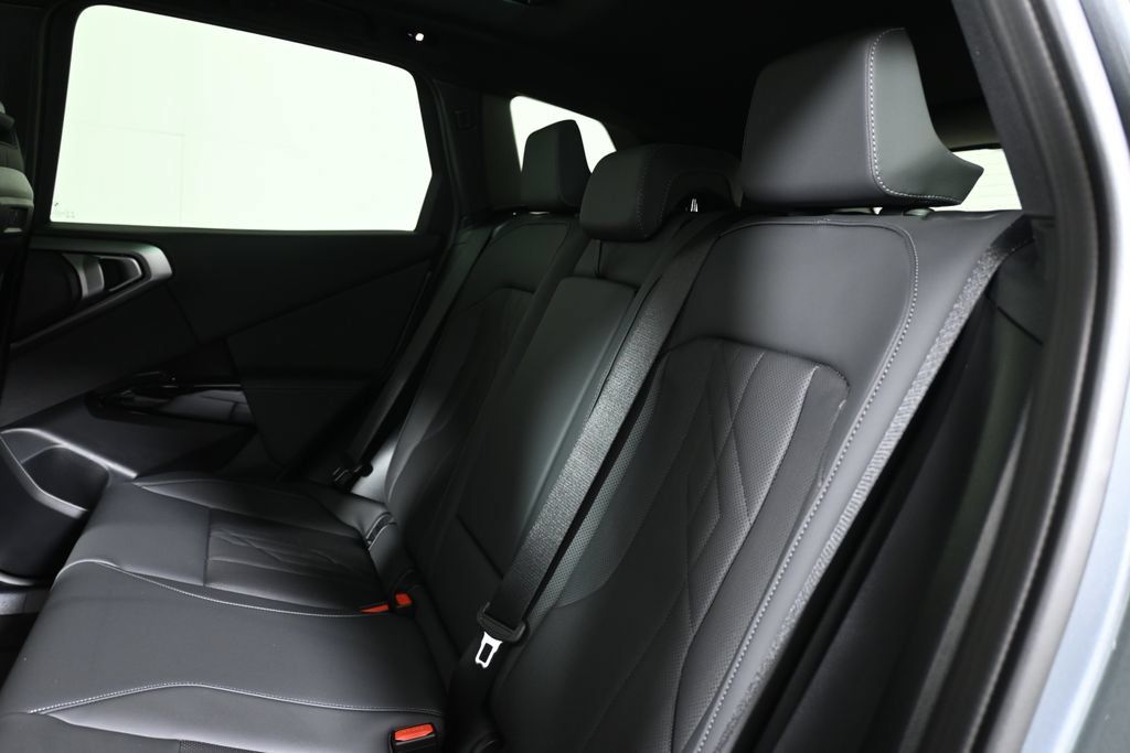 Used 2026 BMW X3 xDrive30i w/ Premium Package AWD/4WD image 4
