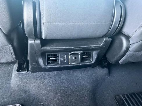 Used 2025 Chevrolet Silverado 2500 LT w/ Trail Boss Package AWD/4WD image 28