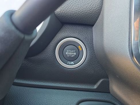 New 2026 RAM 3500 Laramie AWD/4WD image 28
