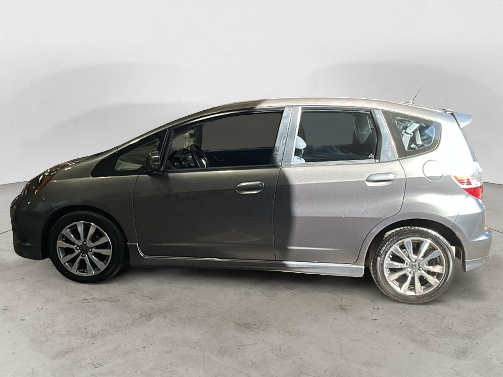 Used 2013 Honda Fit Sport image 3